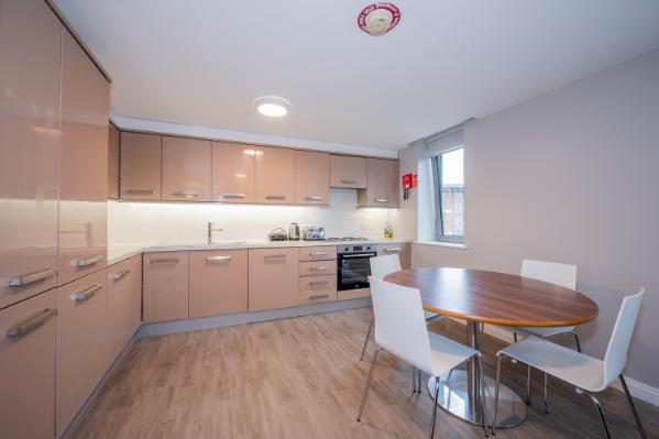 Willow Walk Kitchen / Dining Space